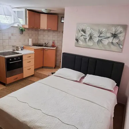 Martea Apartment